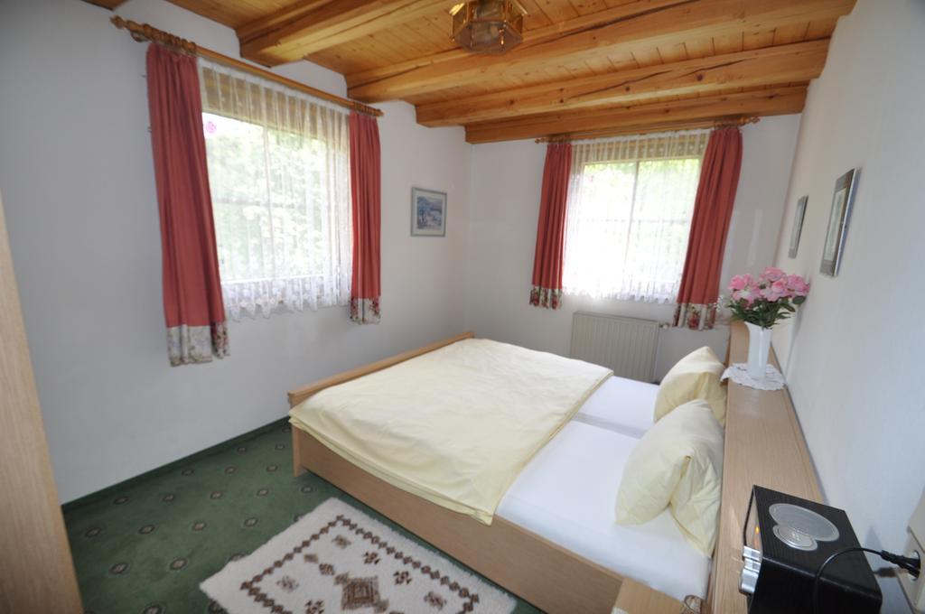 Haus Amadeus Hotel Wagrain Room photo